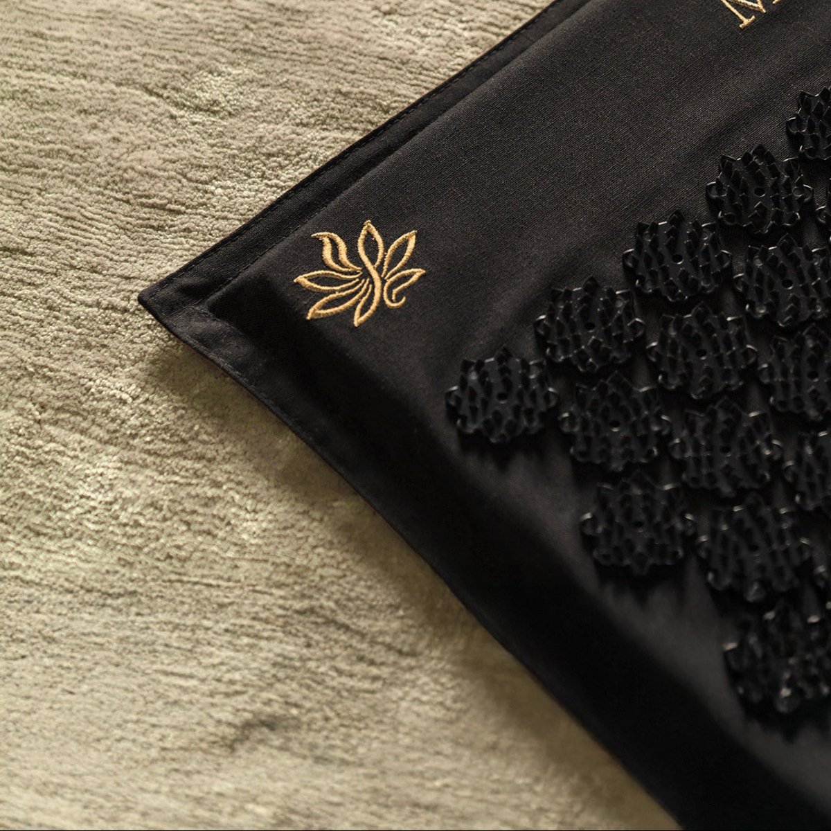 MEGURIマット& ピロー(ブラック）インフォマ用 - MEGURI